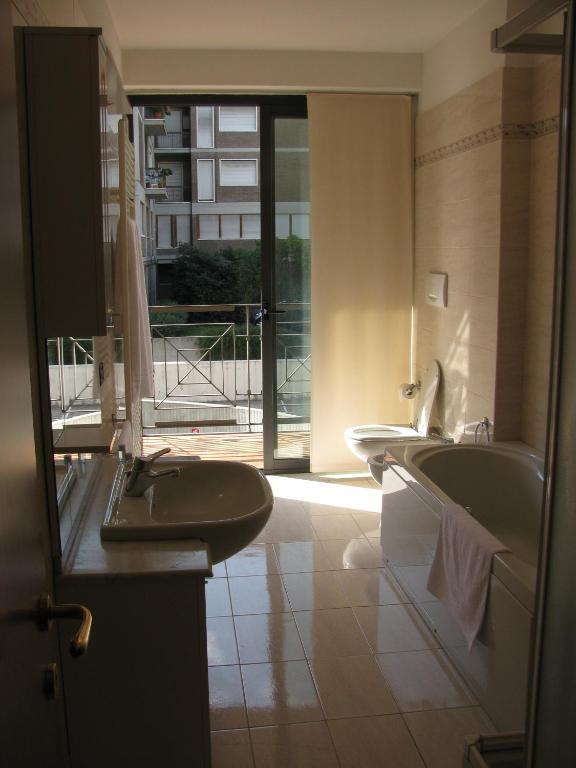 Hotel Mirabell Trezzo sullʼAdda Pokoj fotografie